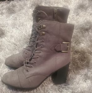 Report High-heeled Boots